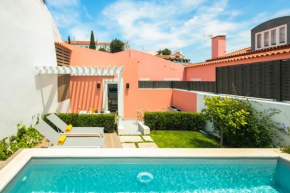 Luxurious, Private Garden and Heated Swimming Pool by Courtesy Morning